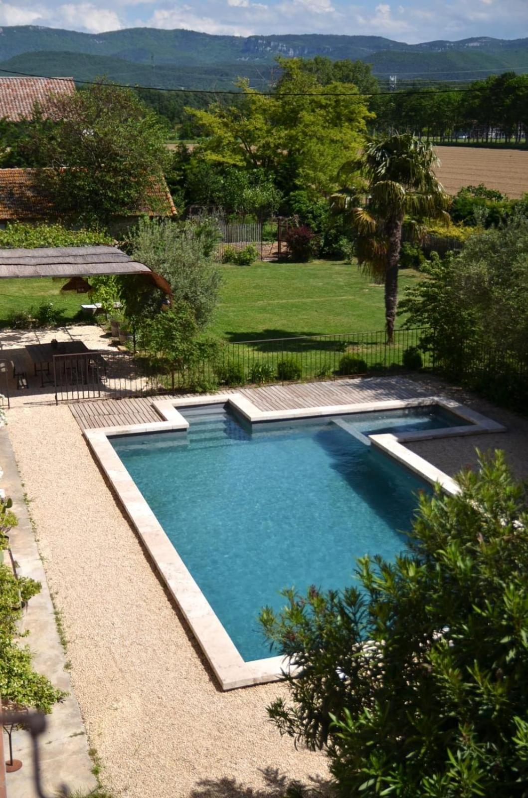 Ferme St Pierre 2 Suites Avec Repas, Piscine, Clim, Cheminee Ou Baignoire Spa Chabeuil Exteriér fotografie