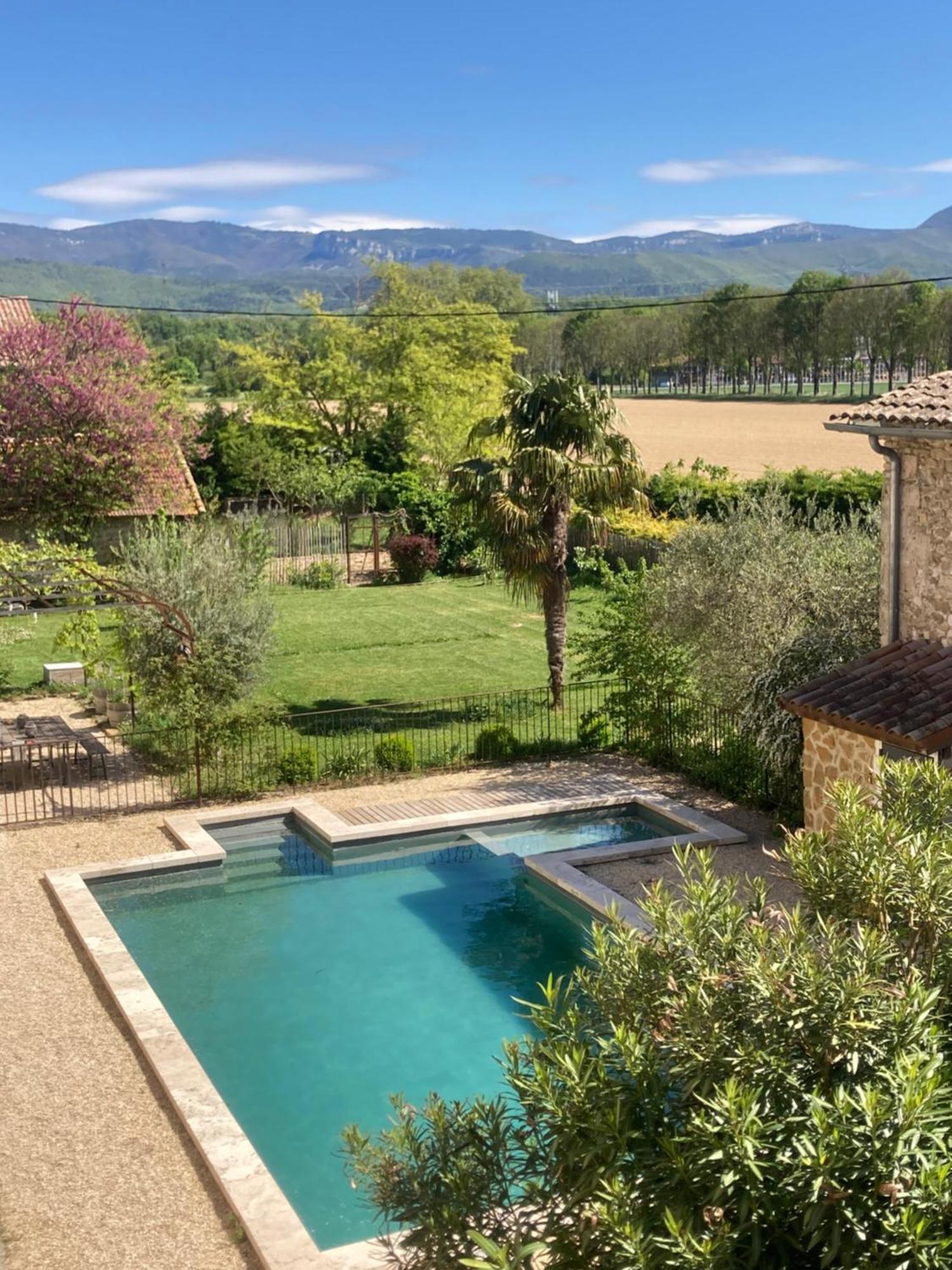 Ferme St Pierre 2 Suites Avec Piscine, Clim, Cheminee Ou Baignoire Spa Chabeuil Exteriér fotografie